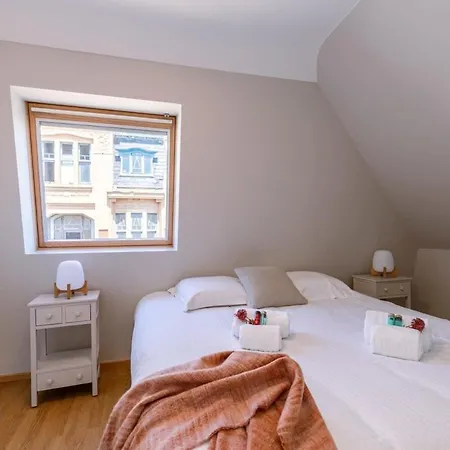 Huswell - Centrally Located With Sunny Terrace Apartment Ostend
