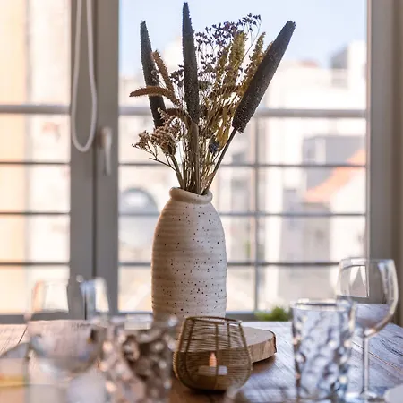 Huswell - Centrally Located With Sunny Terrace Остенде