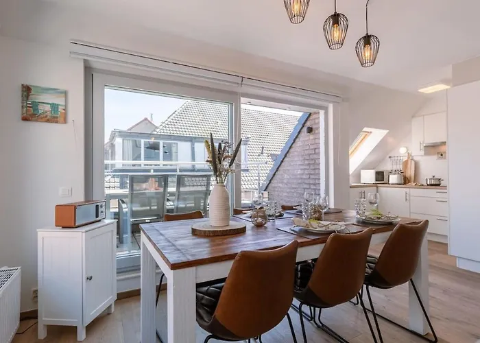 Huswell - Centrally Located With Sunny Terrace Apartamento