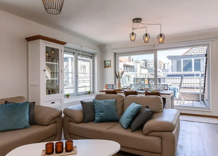 Huswell - Centrally Located With Sunny Terrace Ostenda