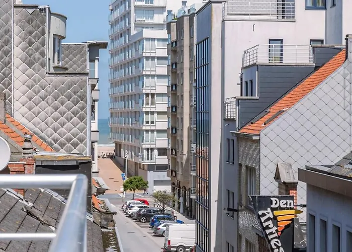 Huswell - Centrally Located With Sunny Terrace Appartamento