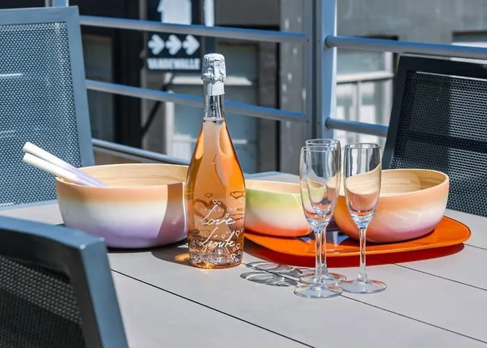 Huswell - Centrally Located With Sunny Terrace * Ostenda